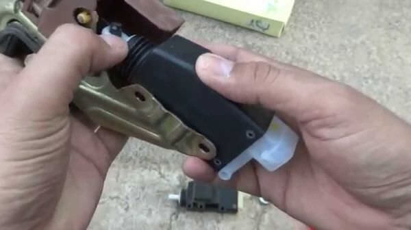 Ремонт дверных замков г. Красногорск