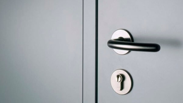 Вскрытие металлических дверей в Красногорске